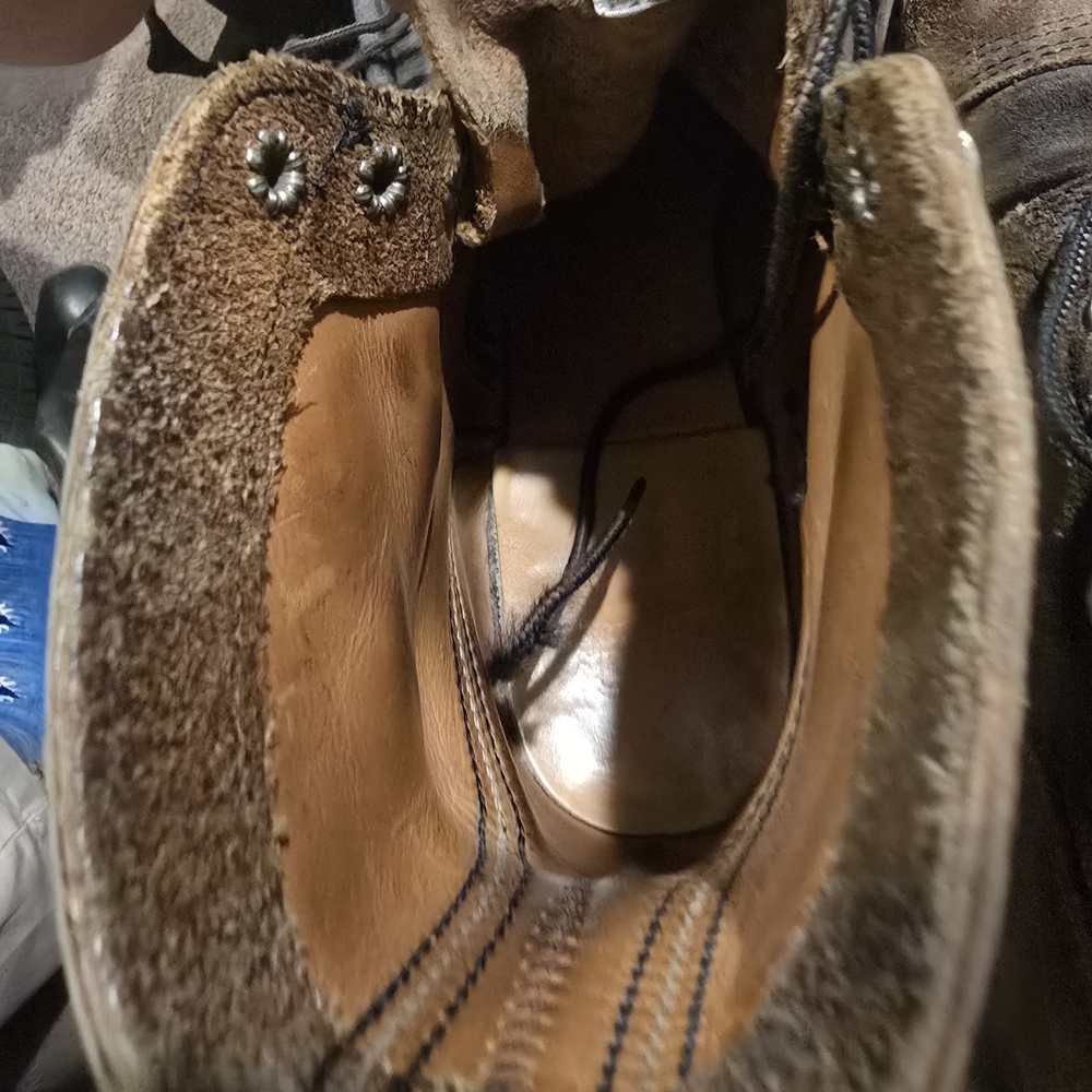 Red Wing Shoes Distressed Brown Leather Boots - Picture 7 of 8